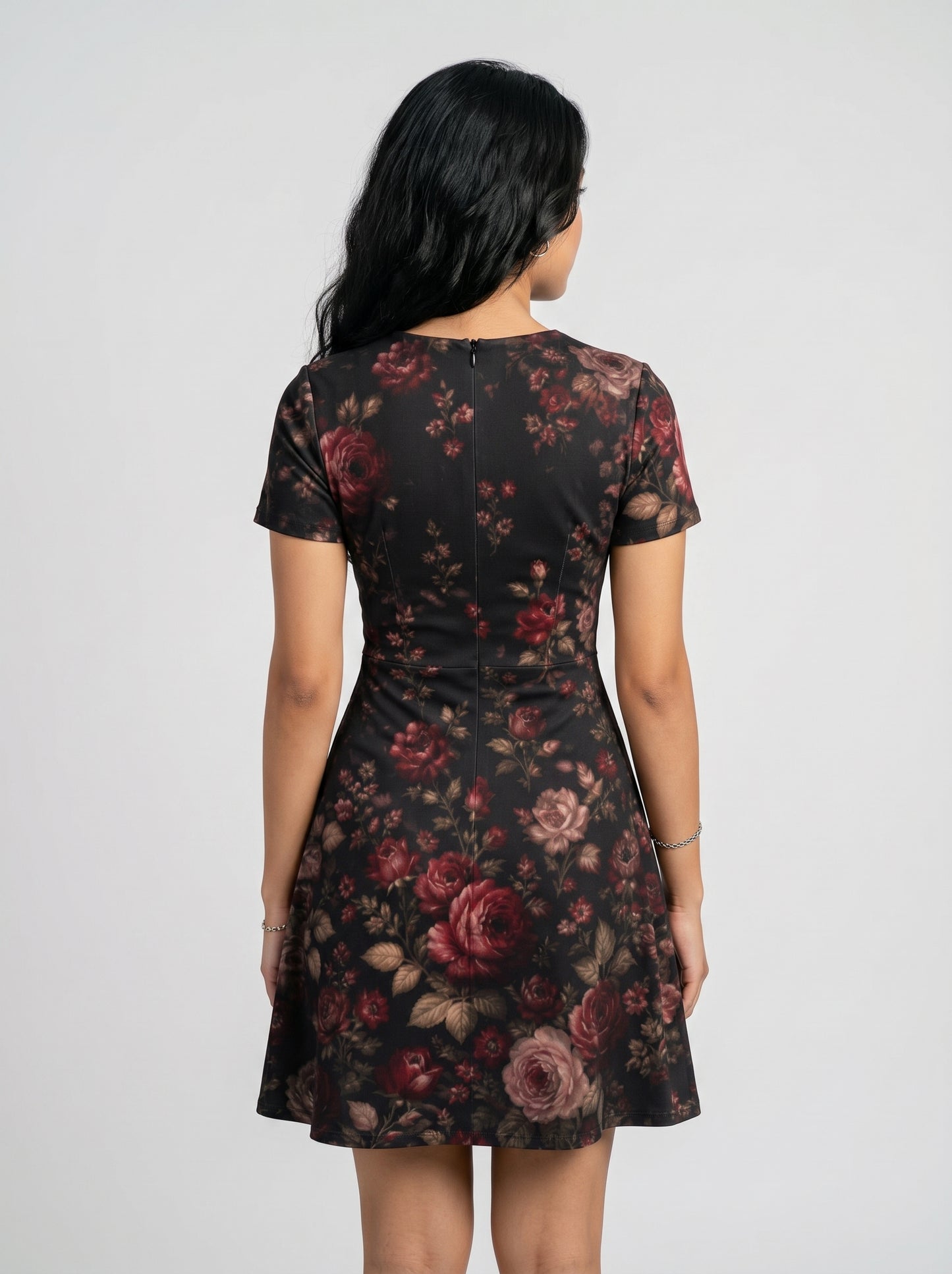 Elegant Dark Floral Seamless Pattern – Burgundy Rose Print for Women’s A-Line Dress